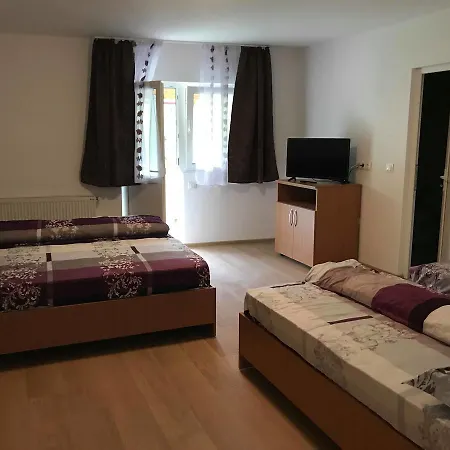 Colt De Rai Casa de hóspedes 3*